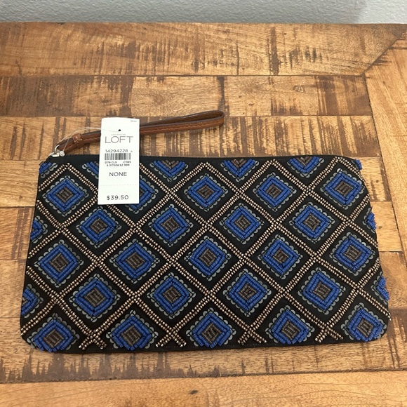 LOFT LIVE LOVE LOFT BLUE BEADED SEQUINS WRISTLET CLUTCH COSMETICS BAG 10x6 NWT - Picture 4 of 4